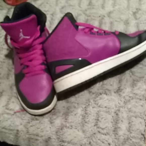 pink womens jordans sneakers